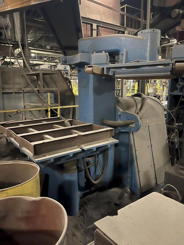 BMM #BT6 Mdl. L645, rollover molding machine, with controls, serial #DV12093