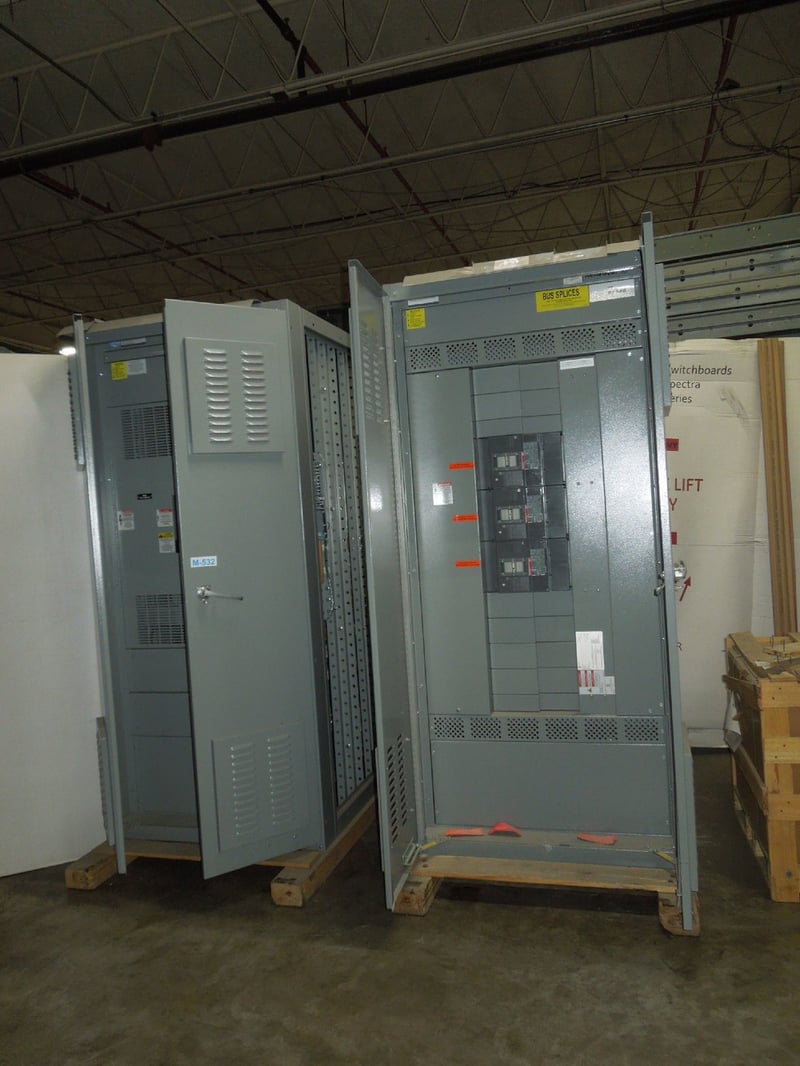 4000 Amps, General Electric Power Break II lineup, 480Y/277 Volts 3 phase 4w, with (3) ABB