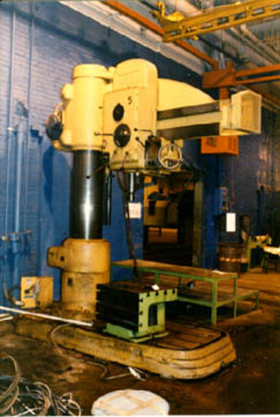 4' -15" American, radial drill, 42" x60" base, power elevation & clamping, 20 HP, #10763
