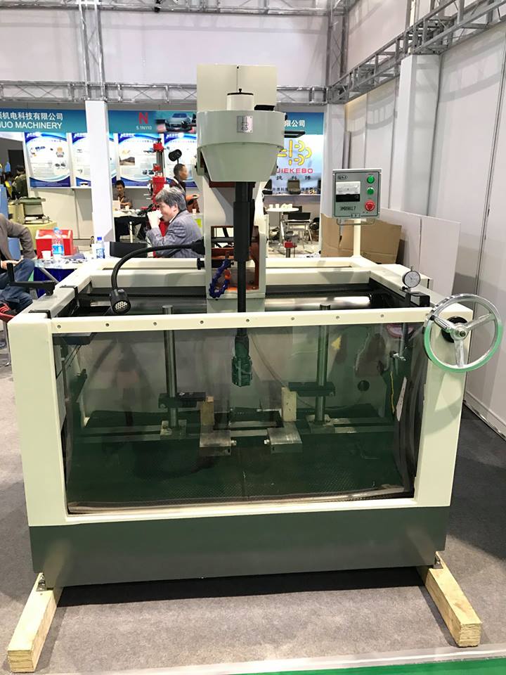 SJMC #3MB9817, vertical honing machine, 35-170mm hole honed SJMC #3MB9817, vertical honing machine, 35-170mm hole honed