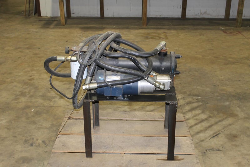 Vescor C12242.56F, Hydraulic Pump w/ Motor, 300 psi shell, 300 F