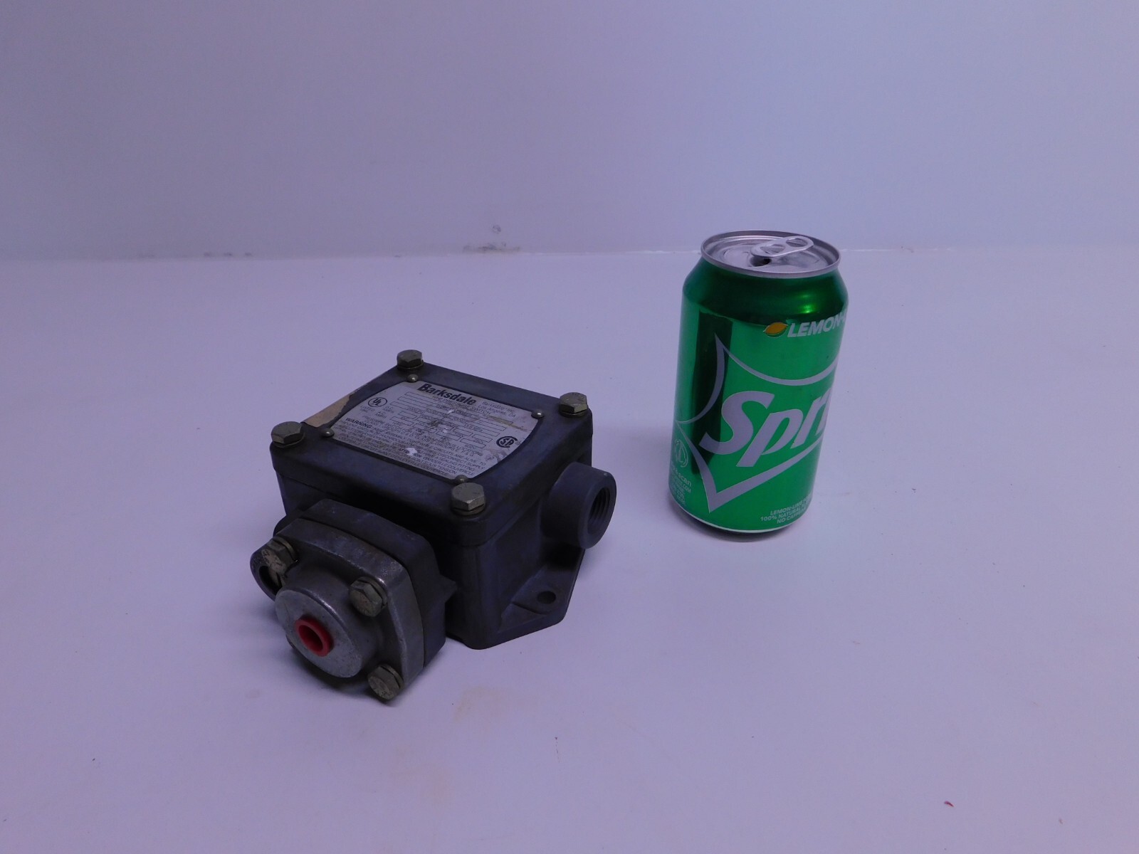Barksdale HI-P Pressure Switch, P1X-J85SS-V, 3-85 PSI, NEW