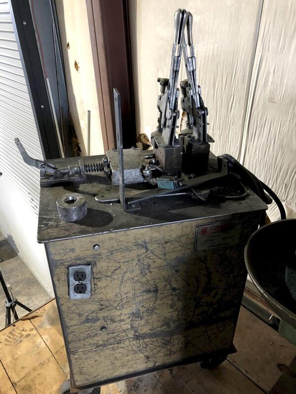 Fastener Engineers #BW-500, butt welder, 1/8"-1/2" wire range, 41" wire line height