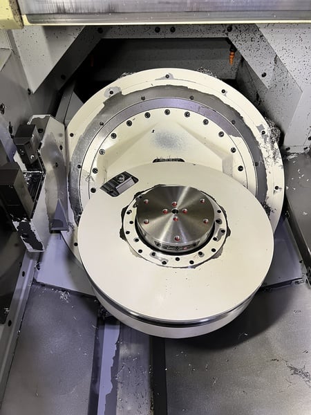 Makino #D200Z, 5-Axis high speed vertical machining center