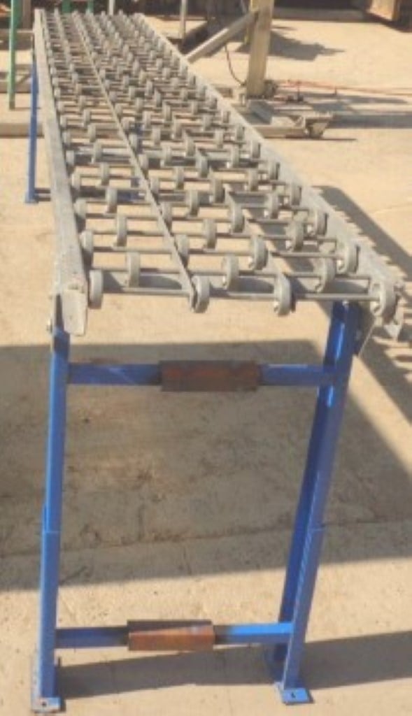 18" wide x 10' long, Skate Wheel Conveyor, Aluminum, 3" centertocenter roller spacing, 2