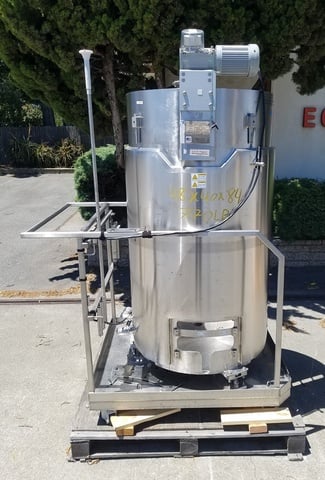 HyClone, Fermenter, Stainless Steel, 500 liters/130 gallon capacity, 31" diameter x 56" deep, 1" jacket