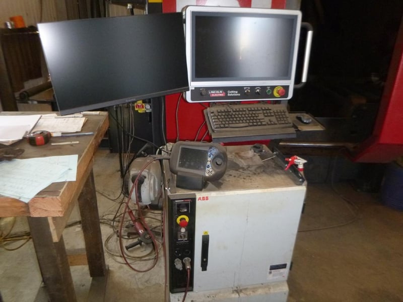 Lincoln, Python-X, structural steel 6-Axis CNC robotic cutting system ...