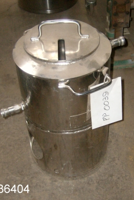 Portable Autoclave (cooker Type) (plt-105 E)