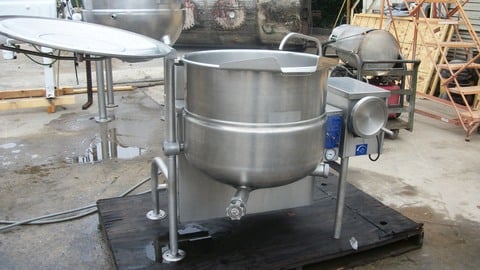 40 gallon Cleveland #KGL-40-T, Gas Fired Tilting Steam Kettle, 26" diameter x 22.5" deep, 140000 BTU/hr., 50
