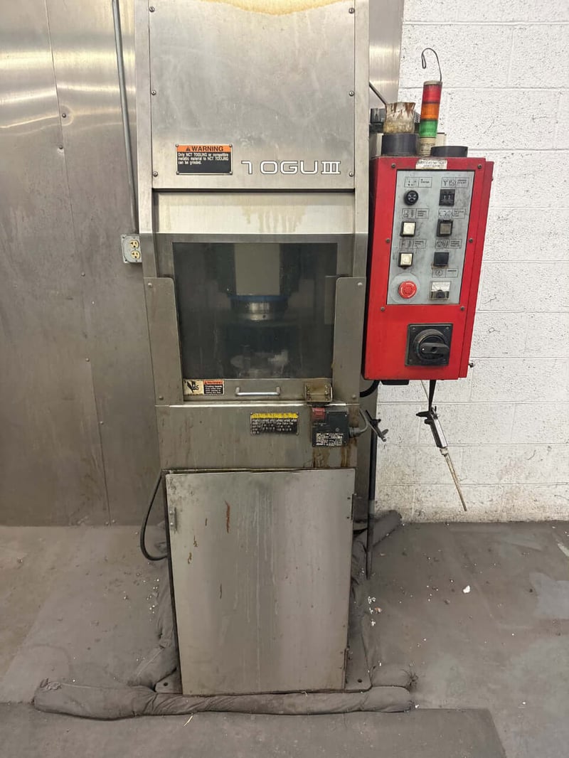 Amada #Togu-III, automatic tool grinder, .039" grinding, 6.3" x 9.45", variable speed, 3-jaw chuck, 2000