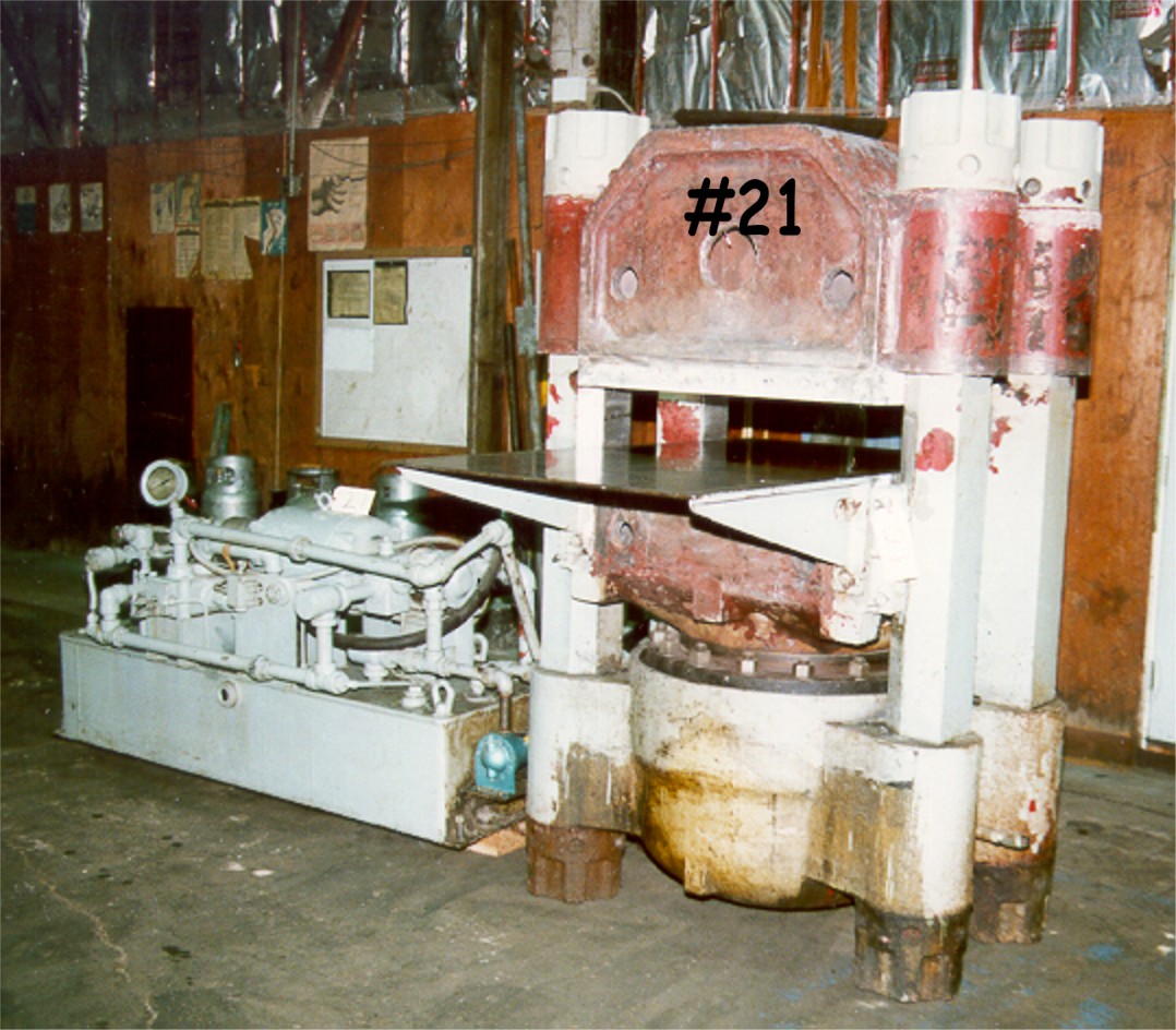 415 Ton, Adamson, 32" x32", up-act, 4-post, 6" stroke & daylight, 23" ram, 7.5 HP pwr.unit, #21