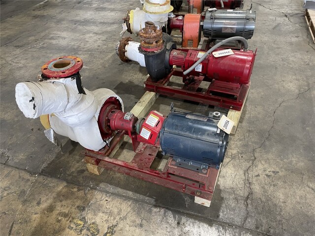 320 GPM, Bell & Gossett 1510, water pump, 25 HP, 7.5 HP, 1768 RPM, 208
