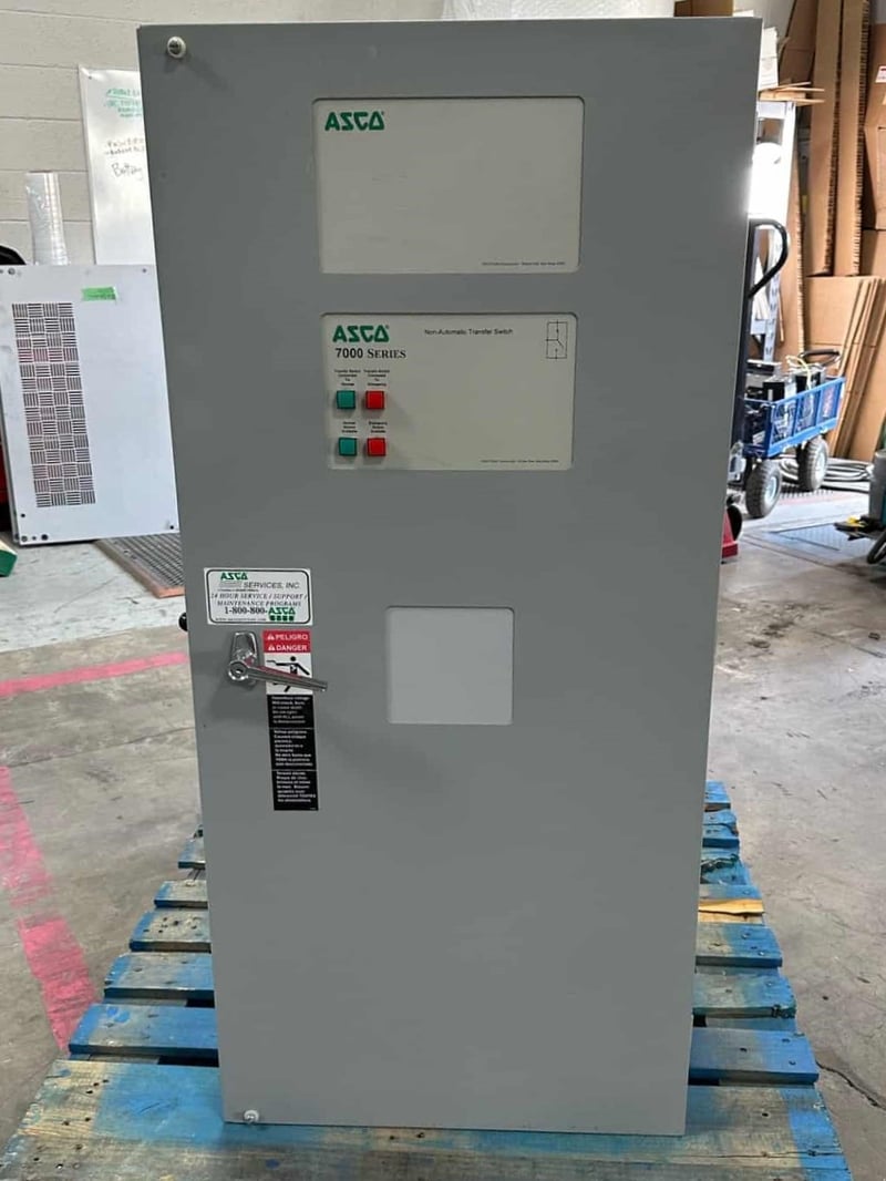 400 Amp. ASCO 7000 Series, manual transfer switch, 240 Volts, Nema 1 ...