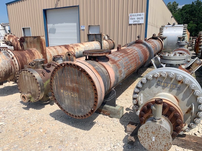 3022 sq.ft., 300 psi shell, Manning & Lewis, heat exchanger, 600 psi tube, 700°F, 1992