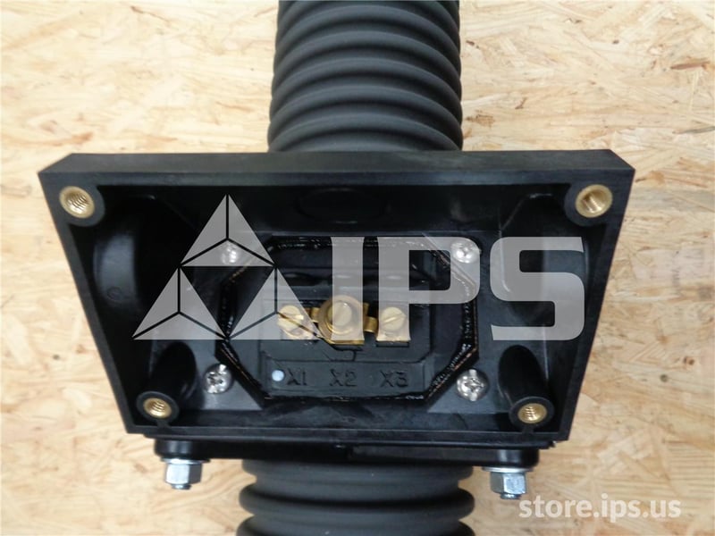 ABB Kot-15 Multi Ratio Current Transformer 600-1200:5 New Bar Type C100/c200