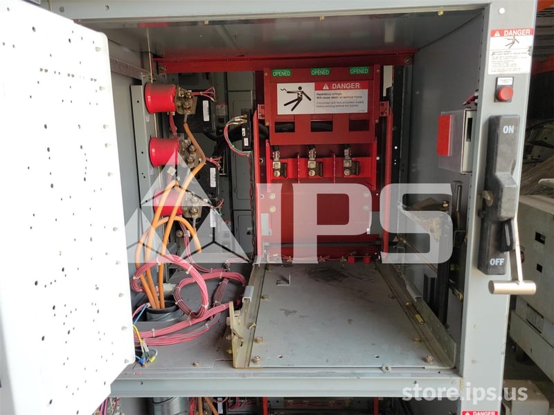 400 Amps Sa 81000 Series Vacuum Indoor Switchgear 5 KV Two 400 Amps ...