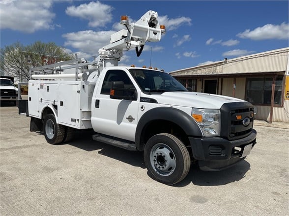 Used Bucket Trucks for Sale | Surplus Record