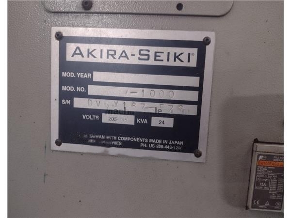 Akira-Seiki #SV1000, vertical machining center, 41