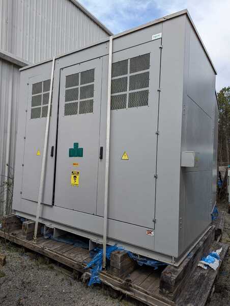 5000 KVA 13800 Primary, 660/690 Secondary, Schneider 2038810/00, transformers (2 available)