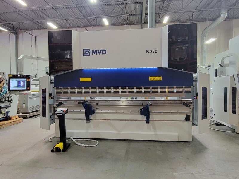 270 Ton, MVD #B270-3700 B-Series, iBend CNC Hydraulic Press Brake, 12' overall, 126" between housing, new