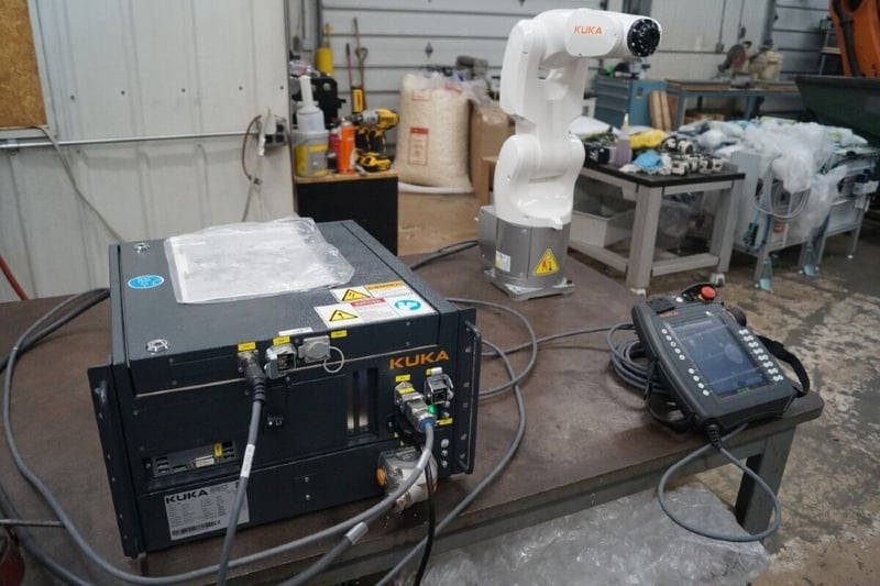 Rubyko様確認ページ Kuka, KR-3 R540, robot system w/KRC4 Compact, unused, 2021 For