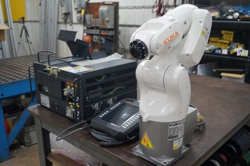 Kuka, kr- 3 r540, robot system w/KRC4 Compact, unused, 2021 For