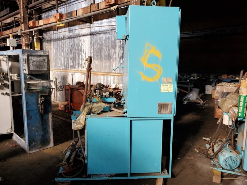 400 Ton, French Oil TMP, hydraulic press, 6 stroke, 12" DL, 24" x28", electric platen