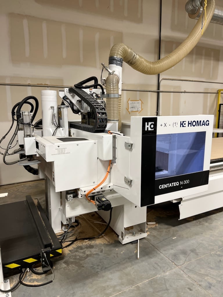 Homag #Centateq-N-300, CNC Router, infeed system, outfeed table, boring  block, (2) vacuum pumps, 2019 For Sale | Surplus Record, image size:768x1024