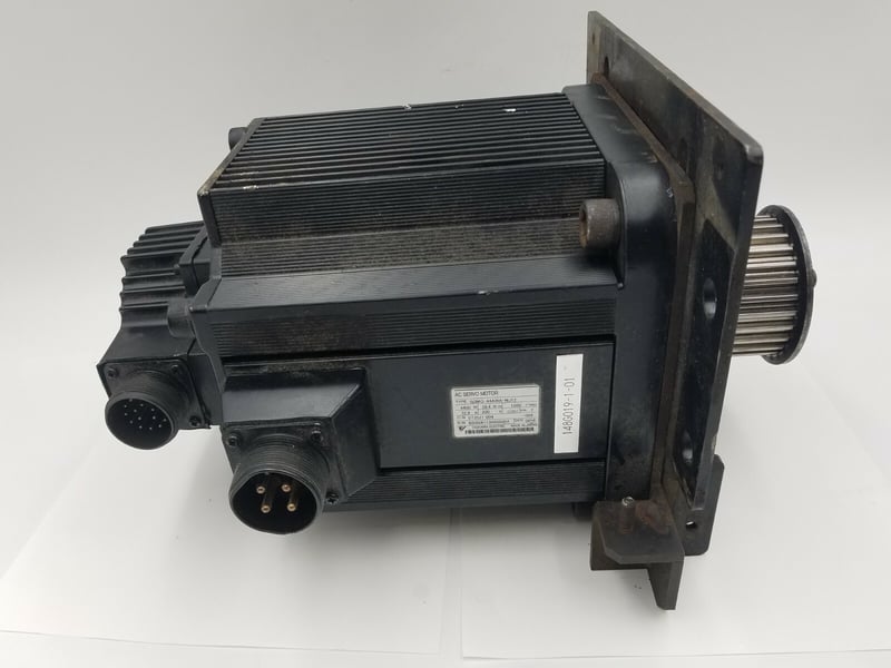 4.4 KW Yaskawa Electric #SGMG-44AWA-NJ12, Servo Motor, 200 V, 28.4 Nm, 32.7 Amp