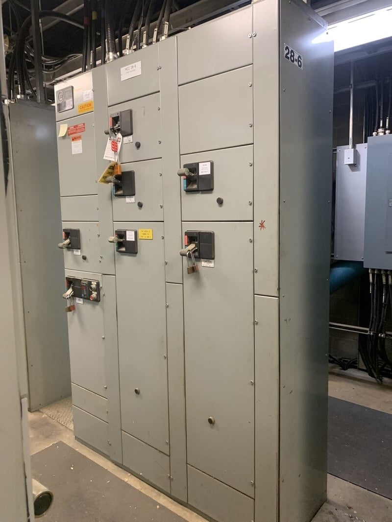 Westinghouse, five star double-sided mo, 12 Buckets, 1000 Amps, 600 V, 3 phase, 3 W., 1988
