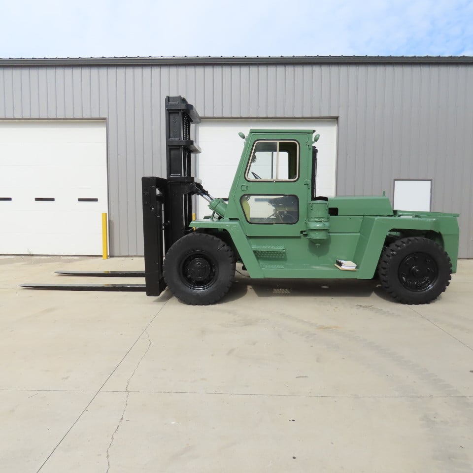 30000 lb. Clark #C500 Y300D, diesel forklift, 204" H 2-Stage 96" forks, solid tires