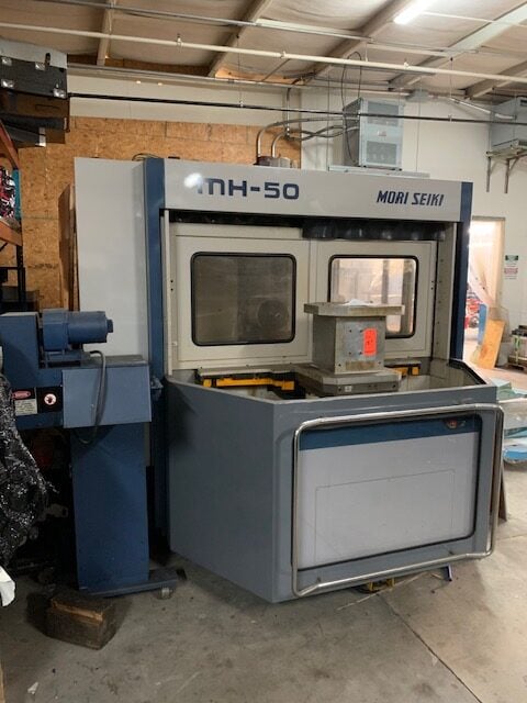 Mori Seiki #MH-50, 60 automatic tool changer, 31.5" X, 26" Y, 30" Z, 6000 RPM, #50, 25 HP, 4-Axis, Fanuc