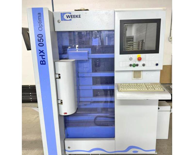 Weeke #BHX-050, CNC vertical machining center, 98.4" X, 33.4" Y, 18k RPM, 7 HP, 2012