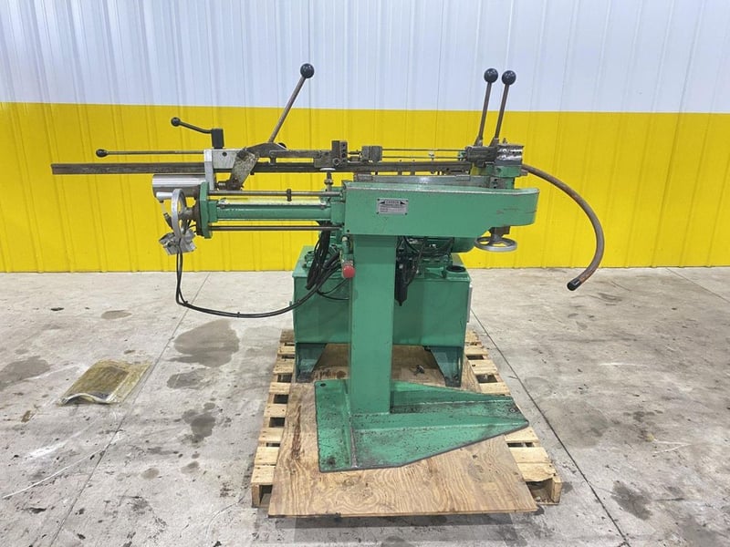 1-1/8" Carson #HPA-1A, hydraulic tube bender, 3 HP, 0-185° bend angle, automatic after bend mandrel