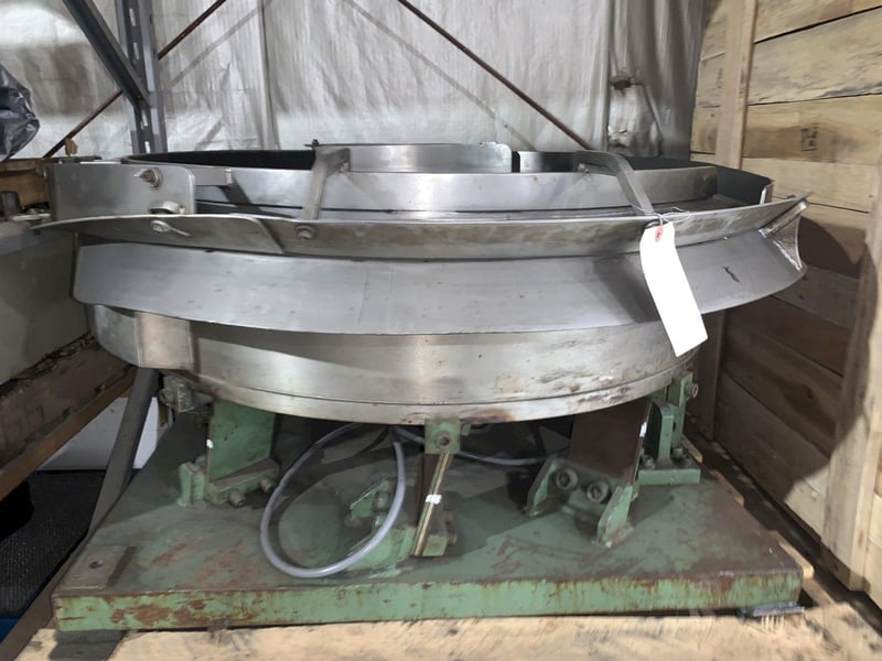 36" Vibratory bowl, clockwise