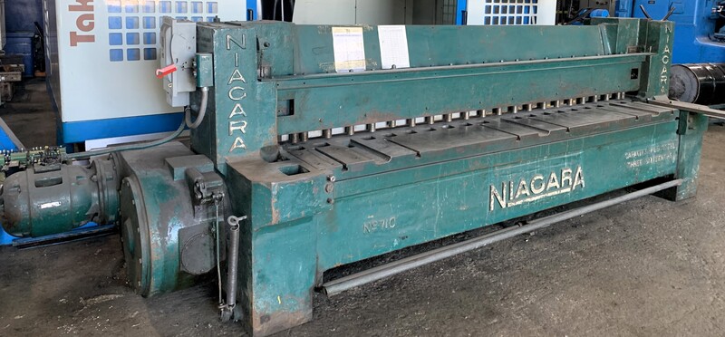 .187" x 10' Niagara #710, Power Squaring Shear, 7.5 HP, 24" Manual Backgauge, 40" Squaring Arm