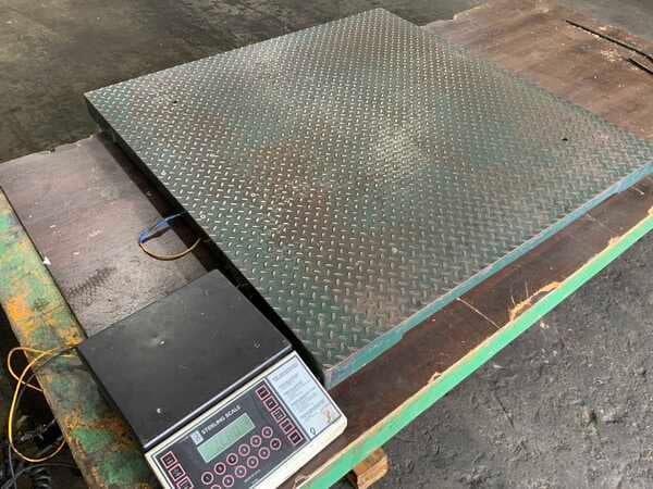 10000 lb. GSE & 50 lb. Stearling Scale Systems floor scale, 48" x48" deck, digital display