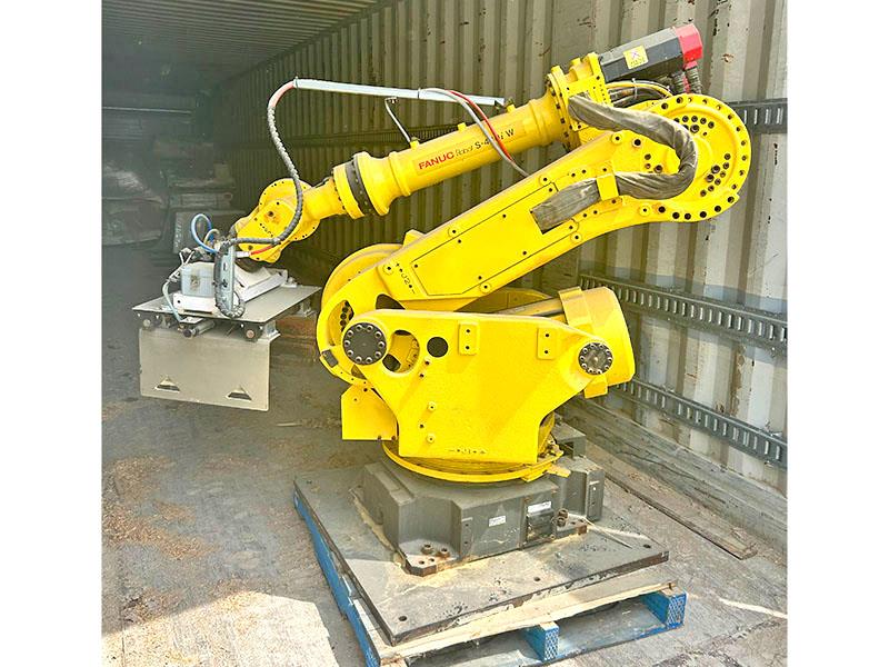 Fanuc, S-430iW, palletizing robot, 104" h-reach, 6-Axis, 255 lb. payload, pendant Control, rebuilt 2021