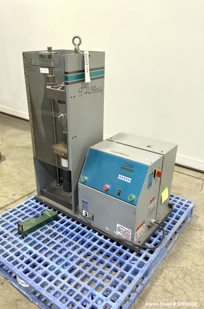 15 Ton, Carver #3888.1D10A00, 4-post manual hydraulic press, 6" stroke, 18" daylight, 6" x6" platens, 5817
