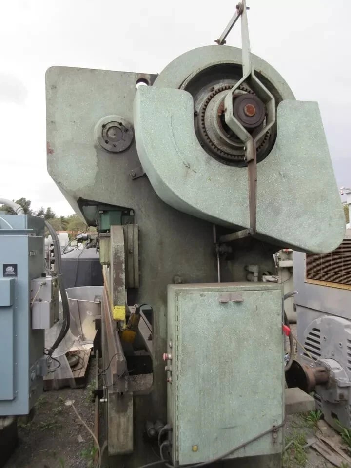 150 Ton, HTC #12FM-150, press brake, 12' overall, Autogage A 24 Back Gauge