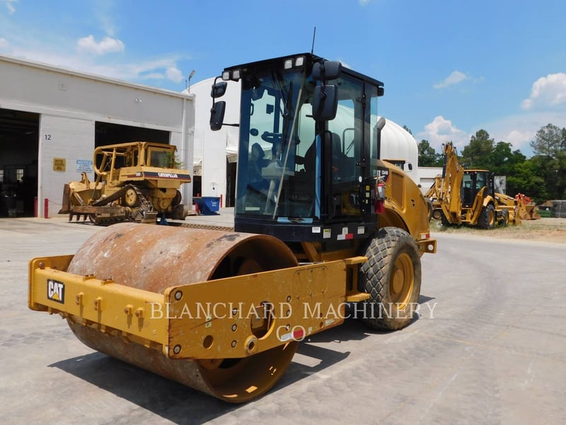 Caterpillar CS44B, Vibratory Single Drum Smooth, 1150 hours, S/N: 4G300479, 2020