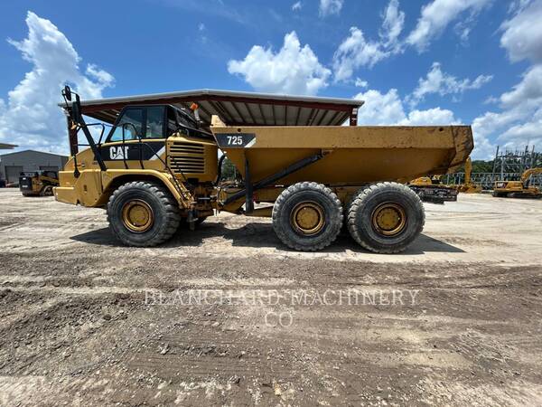Caterpillar 725, Articulated Truck, 7096 hours, S/N: B1L03146, 2014