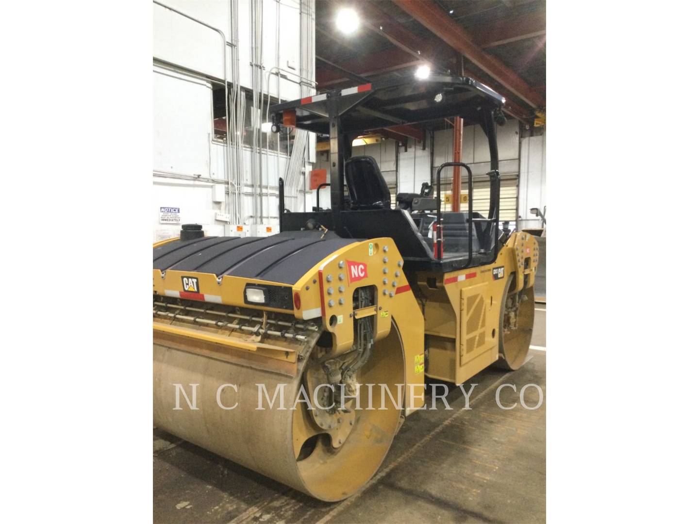 Caterpillar CB13, Asphalt Paver, 824 hours, S/N: PWP00338, 2019