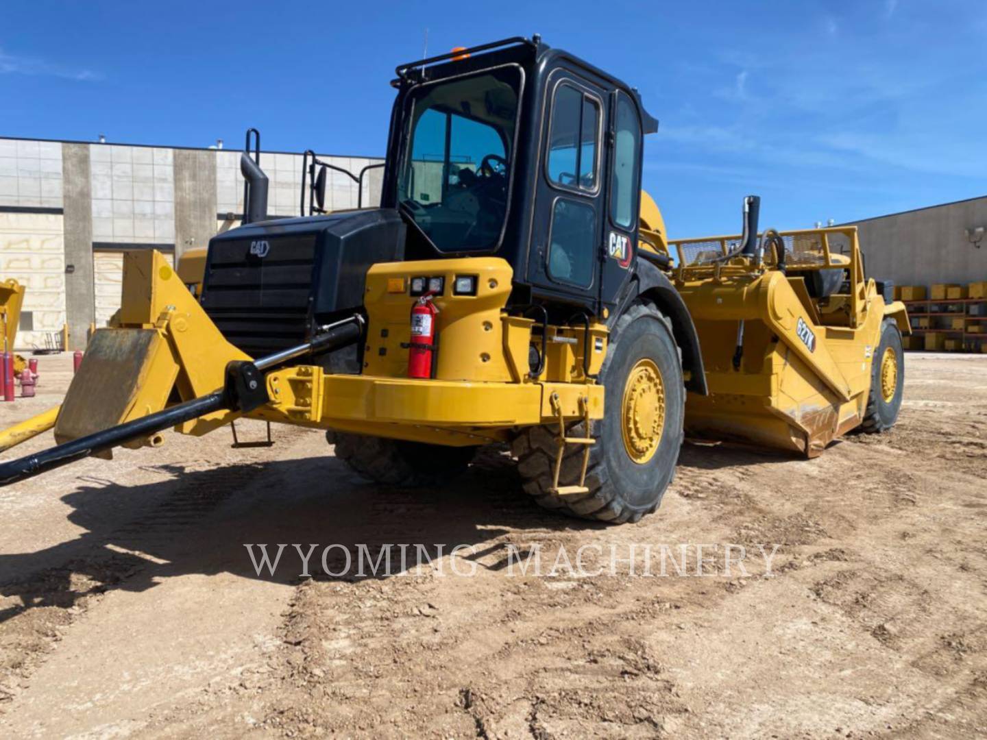 Caterpillar 627K, Wheel Tractor Scraper, 1948 hours, S/N: WTC00572 ...