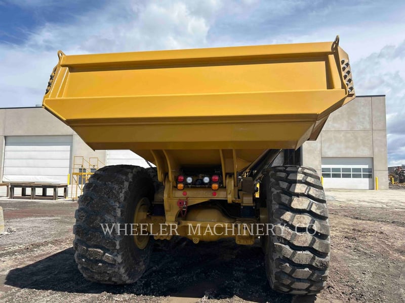 Caterpillar 745 TG, Articulated Truck, 707 hours, S/N