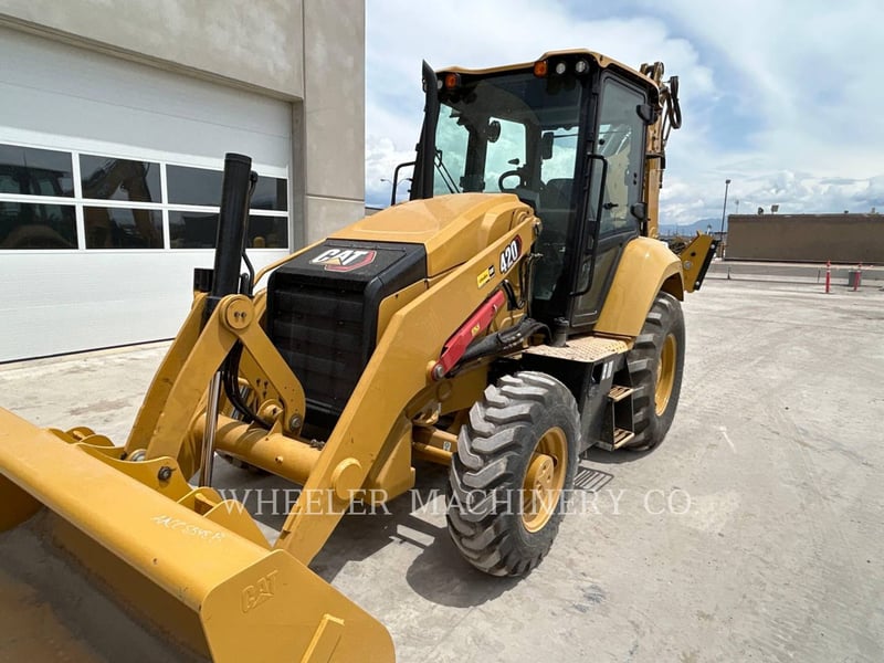 Cat 420 CF, Backhoe Loader, 1090 hours, S/N: H8T03744, 2023 For