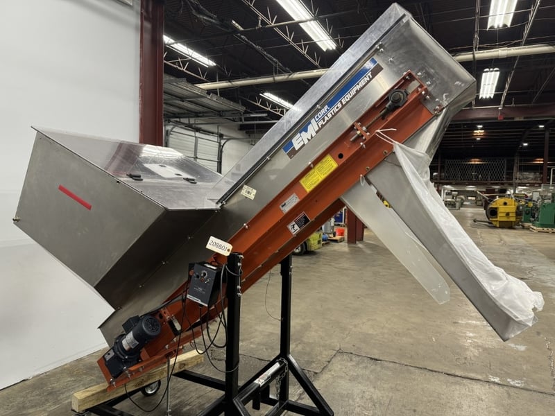 11" wide x 7' long, EMI Plastics #RMSC-12-8-4D, inclined conveyor, 1/3 HP motor w/ gearbox, 36" x 44" bin