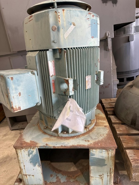 200 HP 1785 RPM General Electric, Frame 445TD, TEFC, 216 A, 460 Volts (2 available)