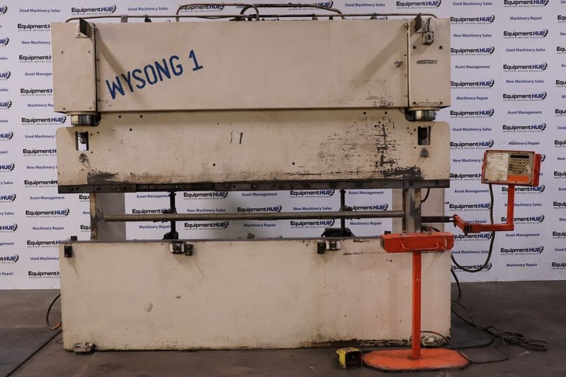 140 Ton, Wysong #THS140-120, press brake w/Automec Autogage back gauge, 10' overall, 96" between housing
