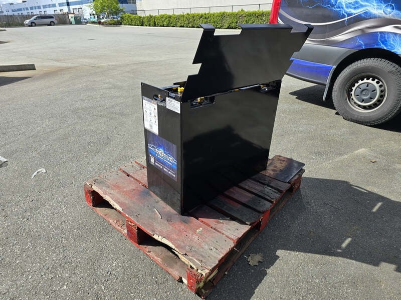 Motive Energy Systems #18-125RF-17, forklift battery, 36 V., 1000 amp hours, refurbished